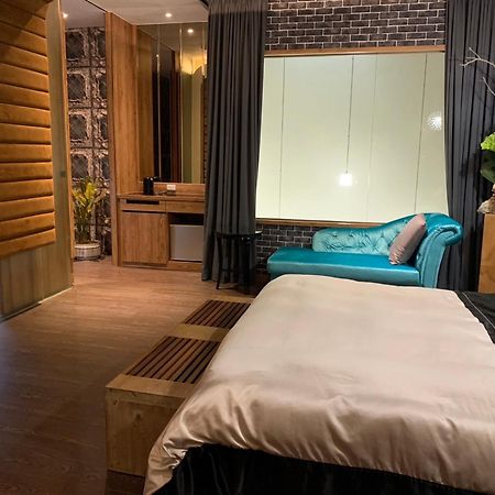 Aquarius Motel Taichung Dış mekan fotoğraf