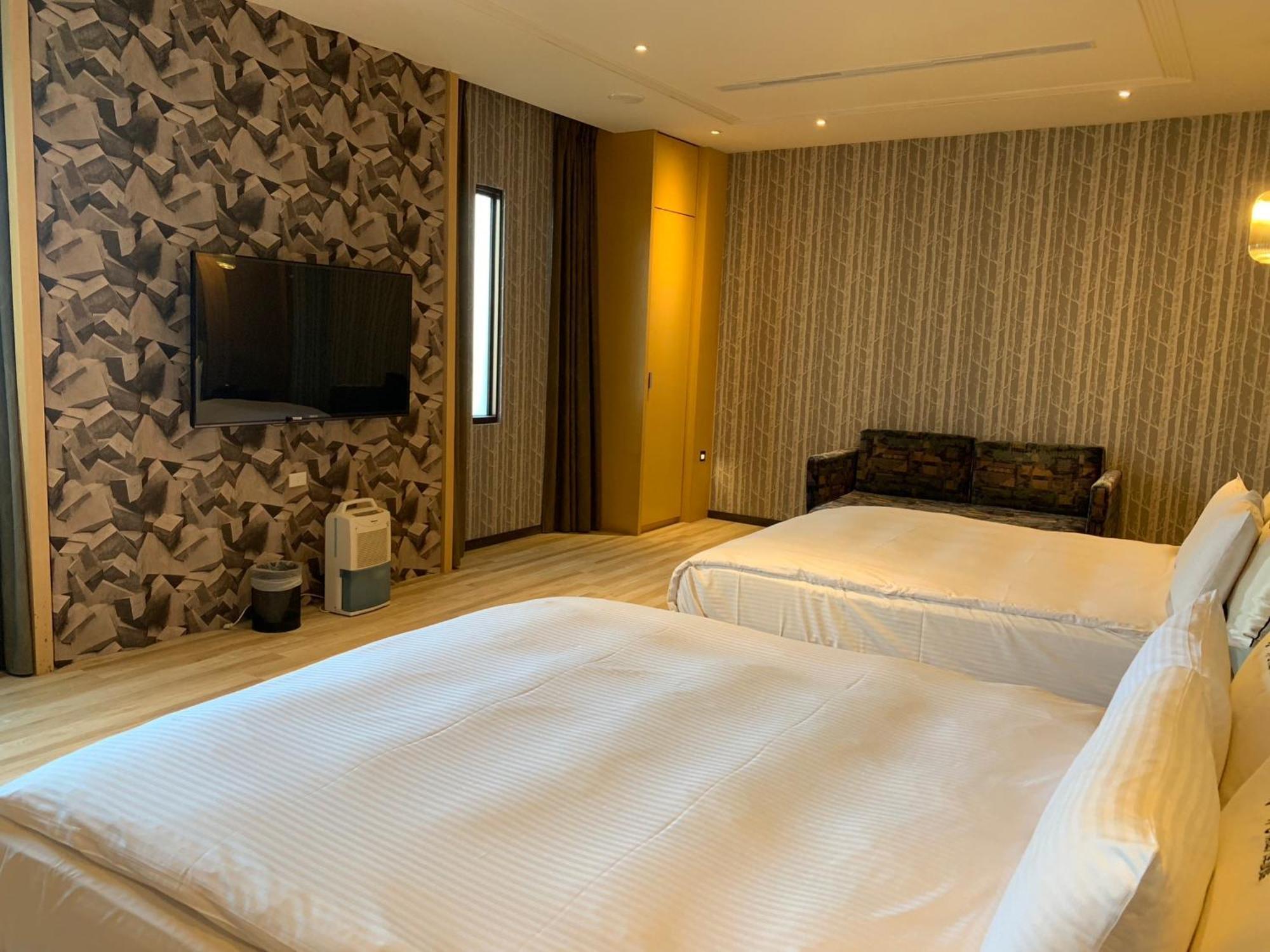 Aquarius Motel Taichung Dış mekan fotoğraf