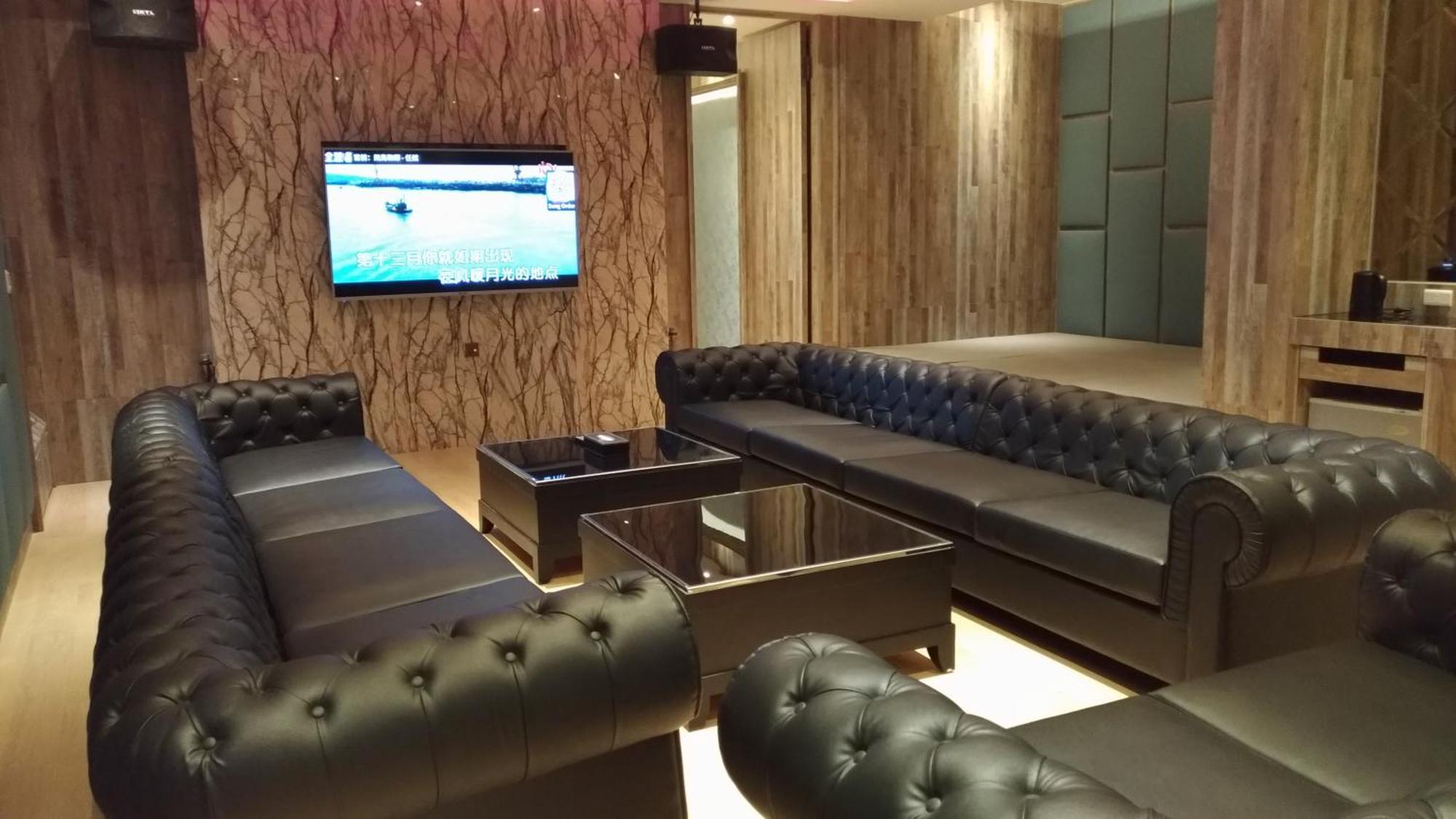 Aquarius Motel Taichung Dış mekan fotoğraf