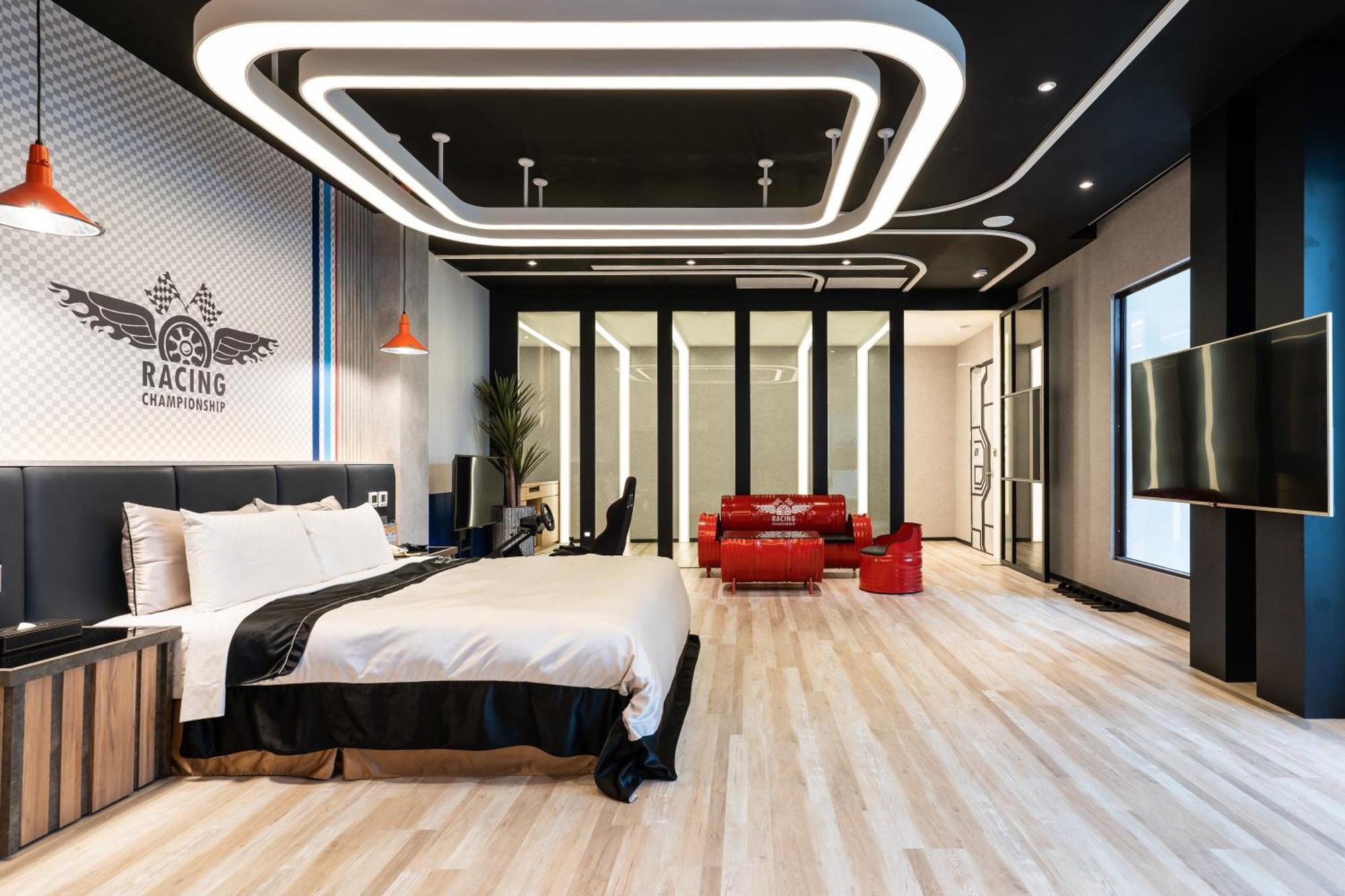Aquarius Motel Taichung Dış mekan fotoğraf