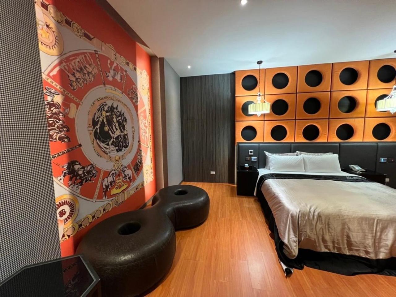 Aquarius Motel Taichung Dış mekan fotoğraf