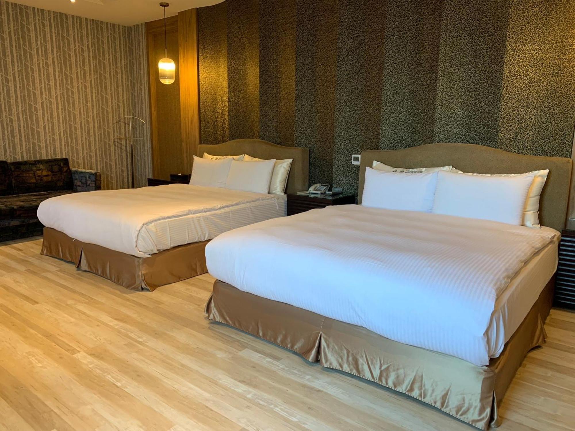 Aquarius Motel Taichung Dış mekan fotoğraf